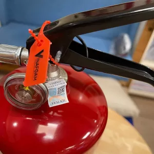 Bình chữa cháy bột ABC 8kg VinaFoam CMP8 (Tem kiểm định) 6 Bình chữa cháy bột ABC 8kg VinaFoam VP8