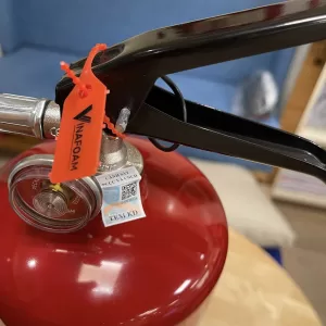 Bình chữa cháy bột ABC 6kg VinaFoam CMP6 (Tem kiểm định) 6 Bình chữa cháy bột ABC 6kg VinaFoam VP6