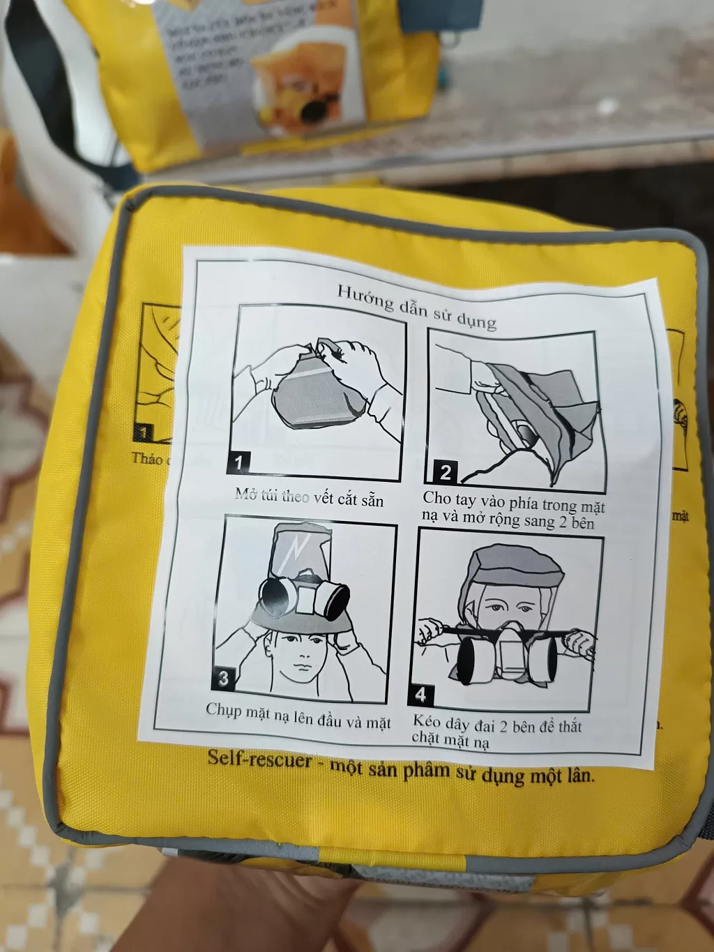 Mặt nạ phòng chống khói độc cho trẻ em Chance ED (Nga) 25 Mặt nạ phòng độc trẻ em - Hình thực tế