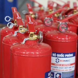 Bình chữa cháy bột ABC 4kg BQP 83MEC (Bộ Quốc Phòng) 7 Bình chữa cháy bột ABC 4kg BQP 83MEC (Bộ Quốc Phòng)