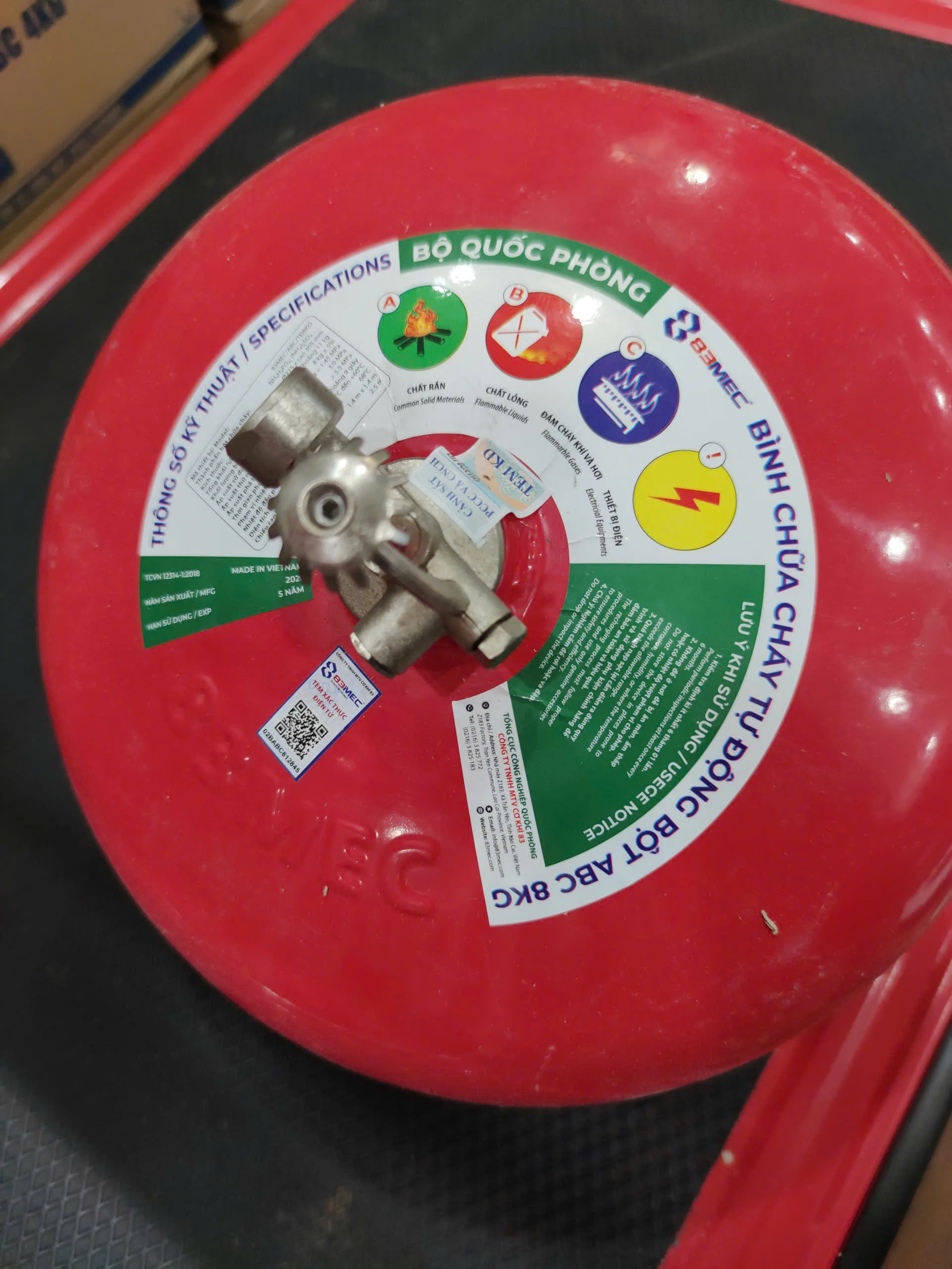 Bình cầu chữa cháy tự động bột ABC 8kg 83MEC BQP