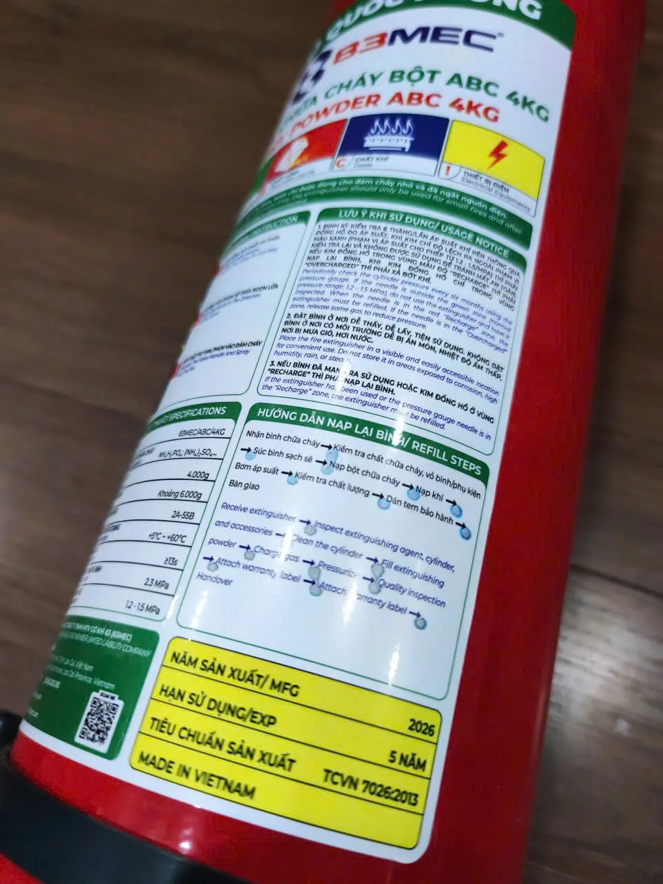 Bình chữa cháy bột ABC 4kg BQP 83MEC (Bộ Quốc Phòng) 6 Bình chữa cháy bột ABC 4kg BQP 83MEC (Bộ Quốc Phòng) 5