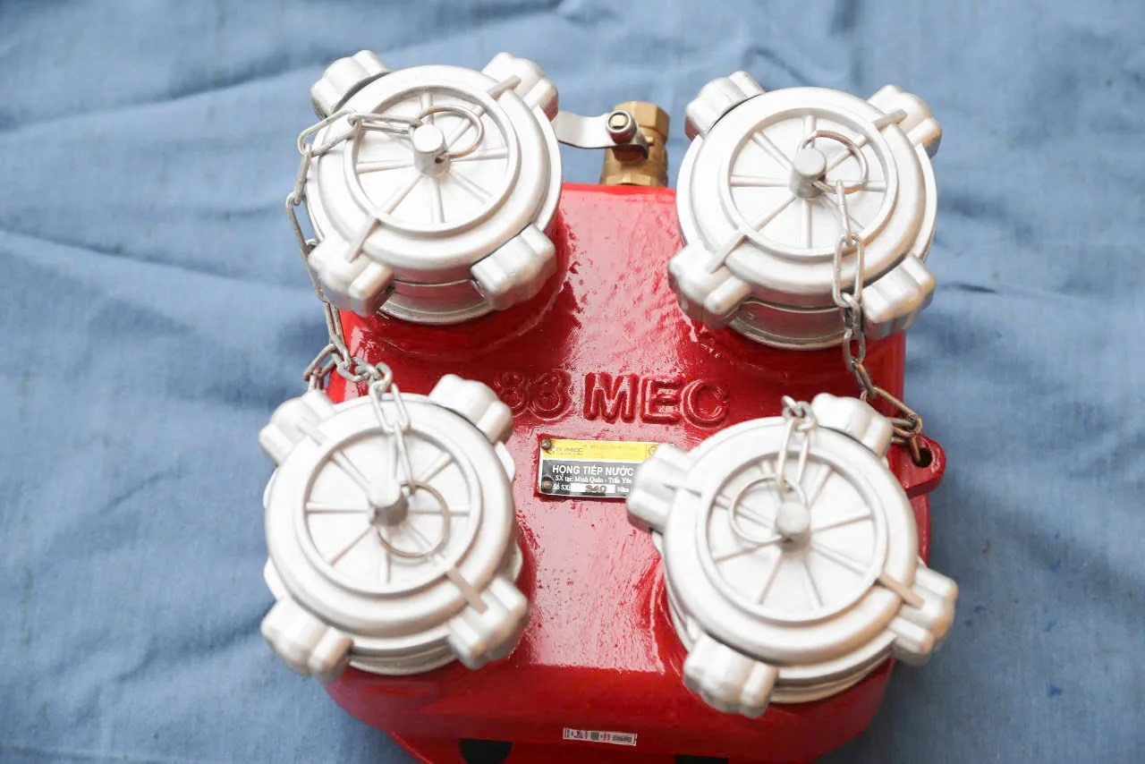 Họng tiếp nước chữa cháy 4 cửa DN150 83MEC-BQP