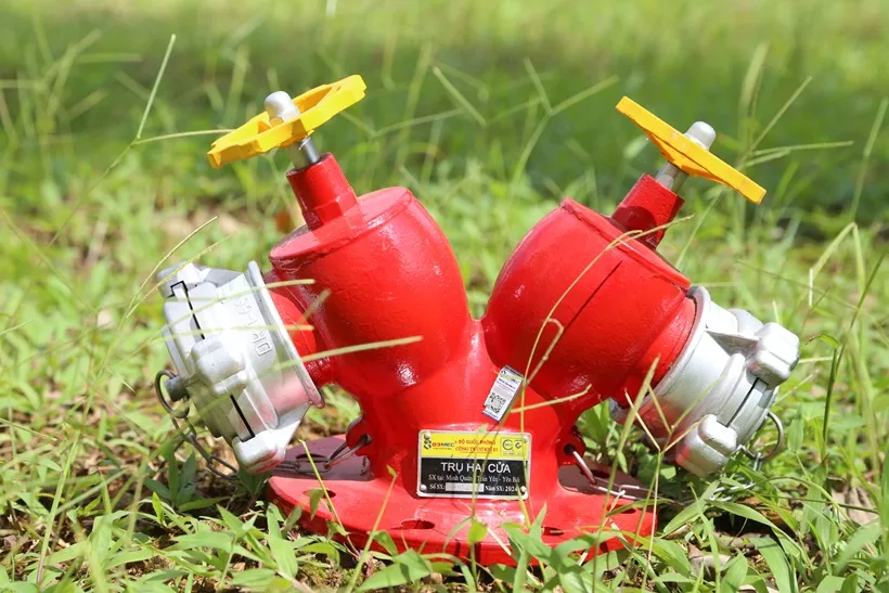 Trụ nước chữa cháy 2 cửa 83MEC-BQP