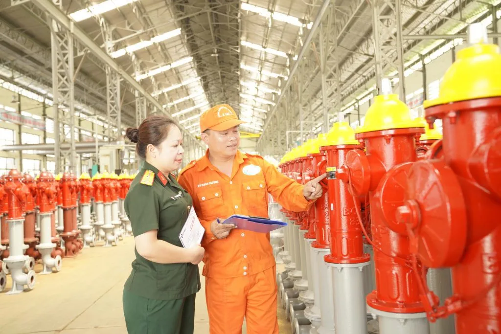 Trụ nước chữa cháy 3 cửa 83MEC-BQP